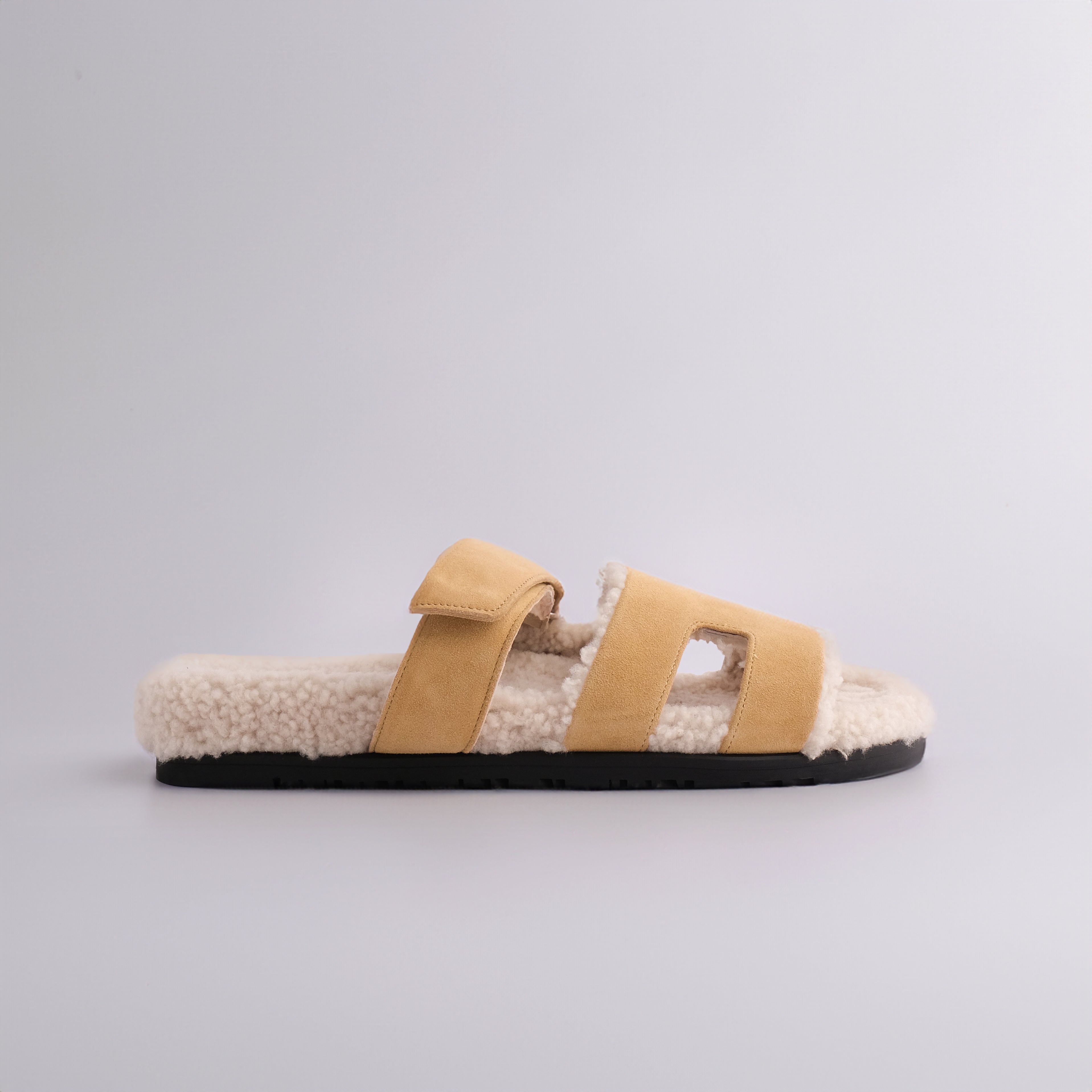 Hermès Chypre Sandals Suede, Shearling Beige Albatre/Ecru