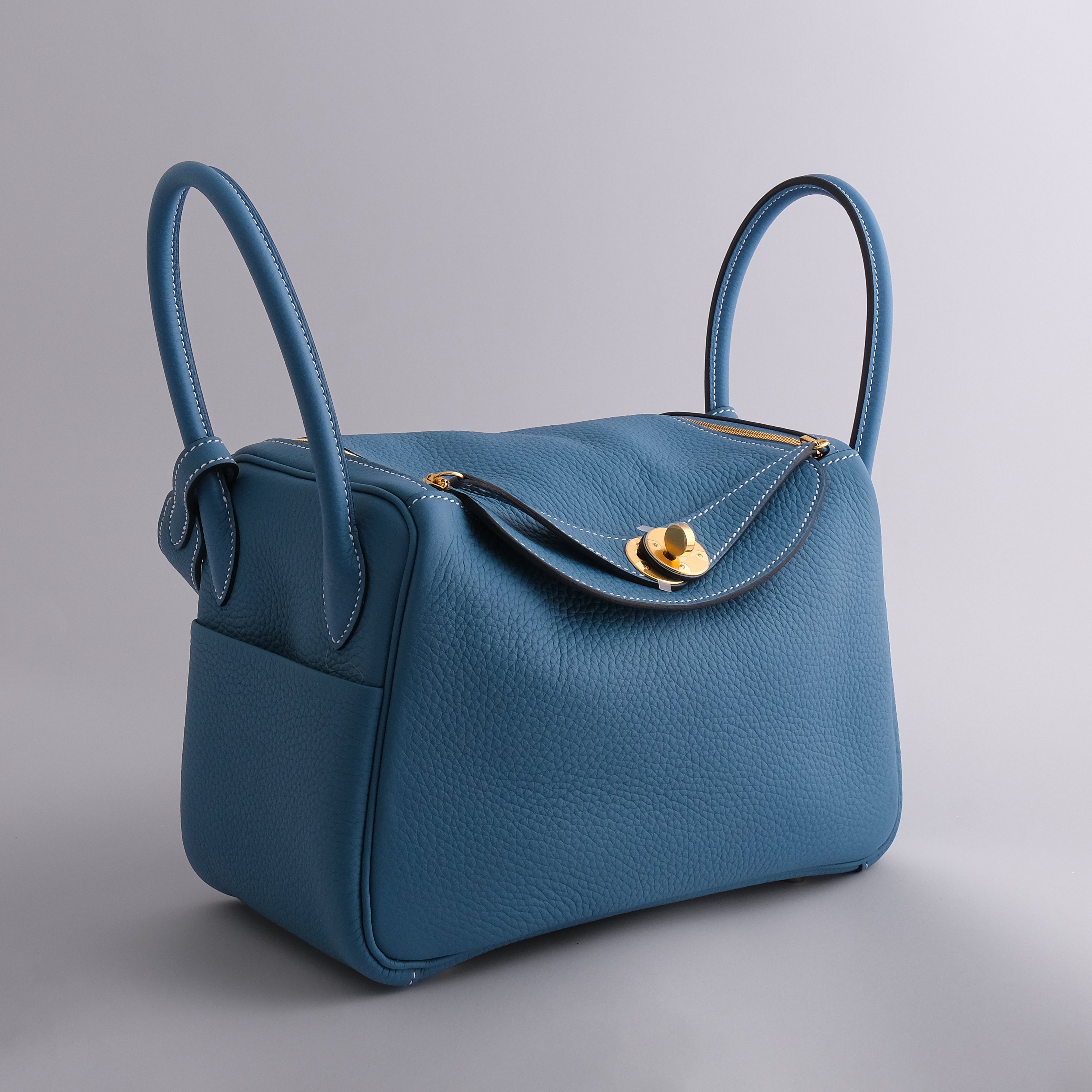 Hermès Lindy 26 Clemence New Blue Jean Gold Hardware