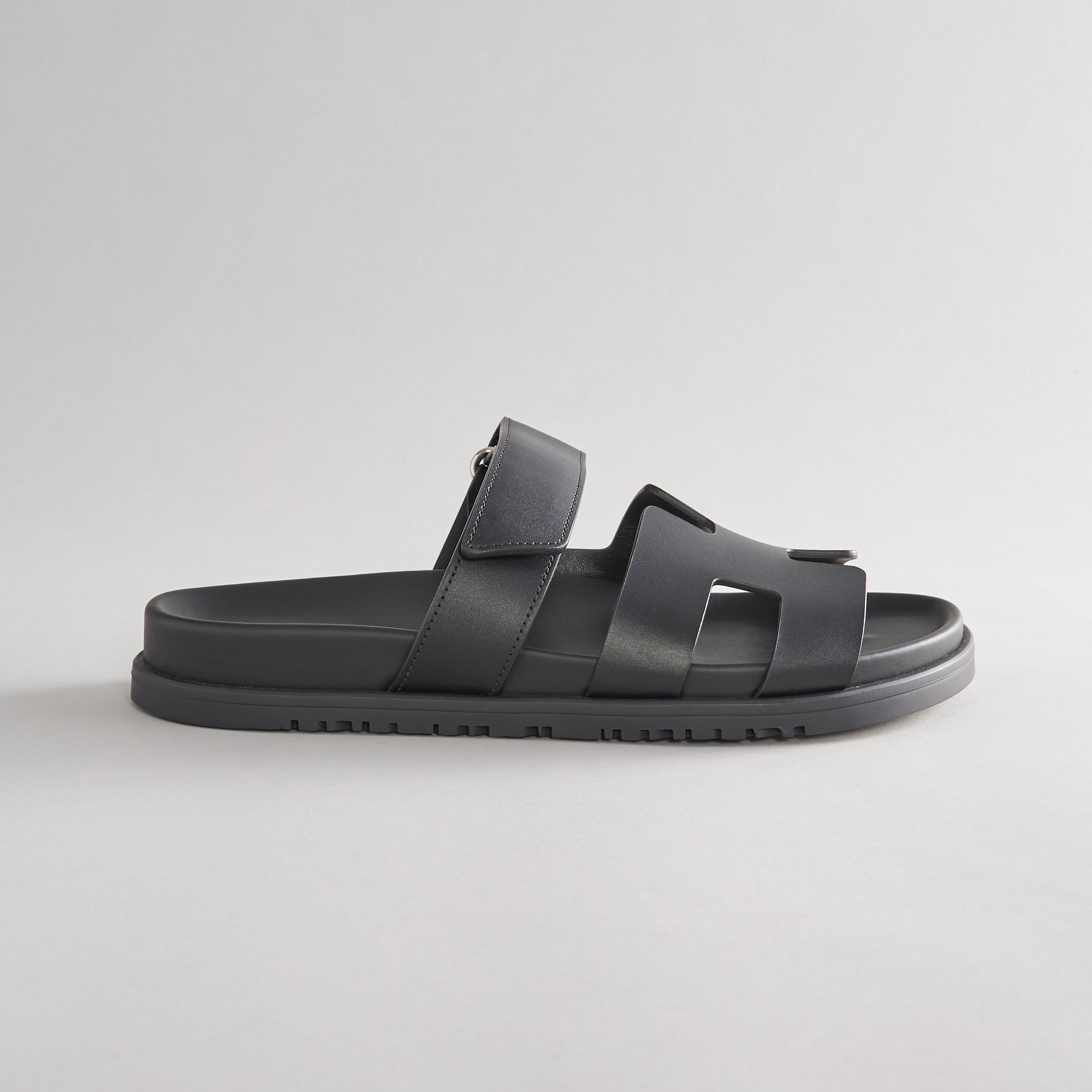 Hermès Chypre Sandals Black