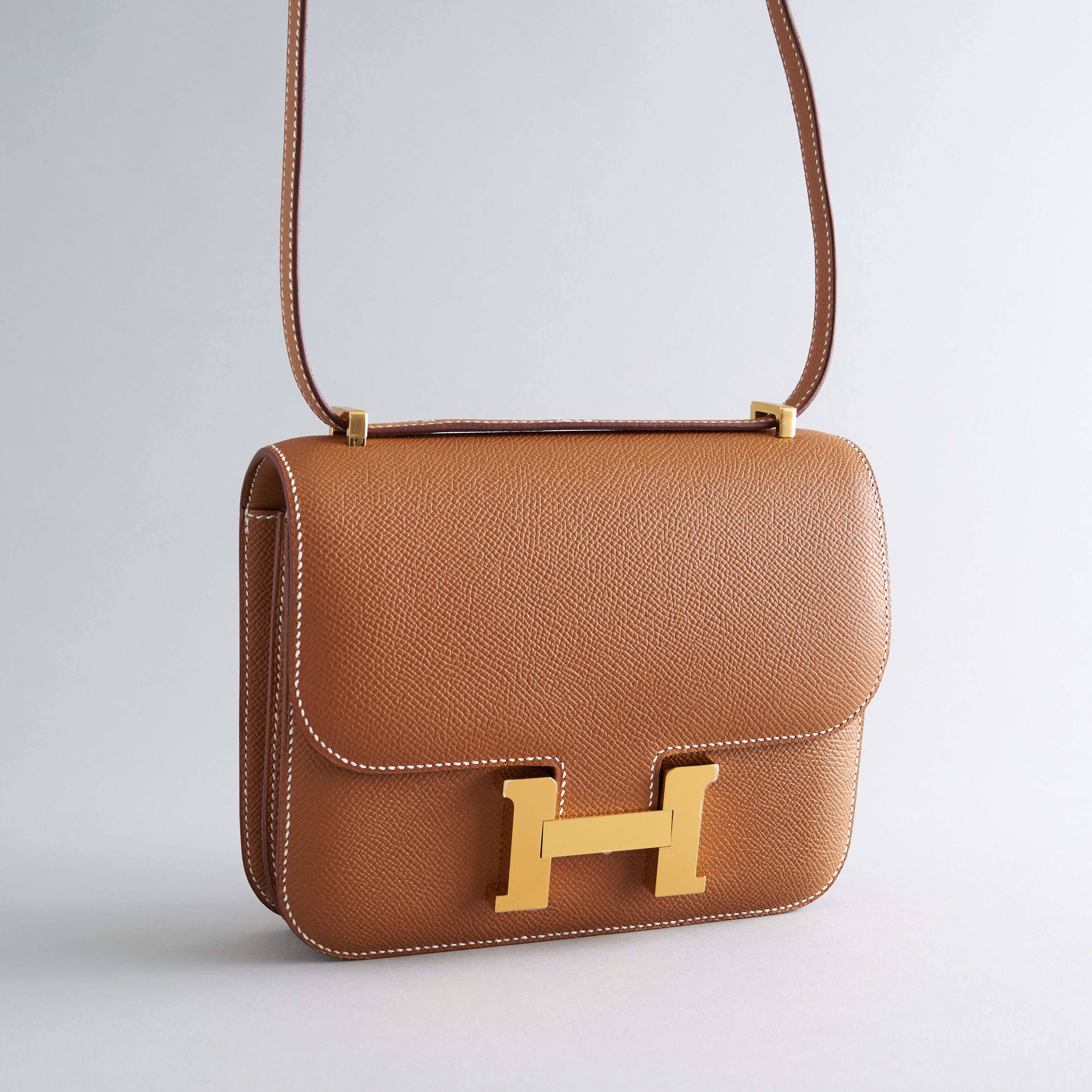 Hermès Constance 18 Epsom Gold Gold Hardware