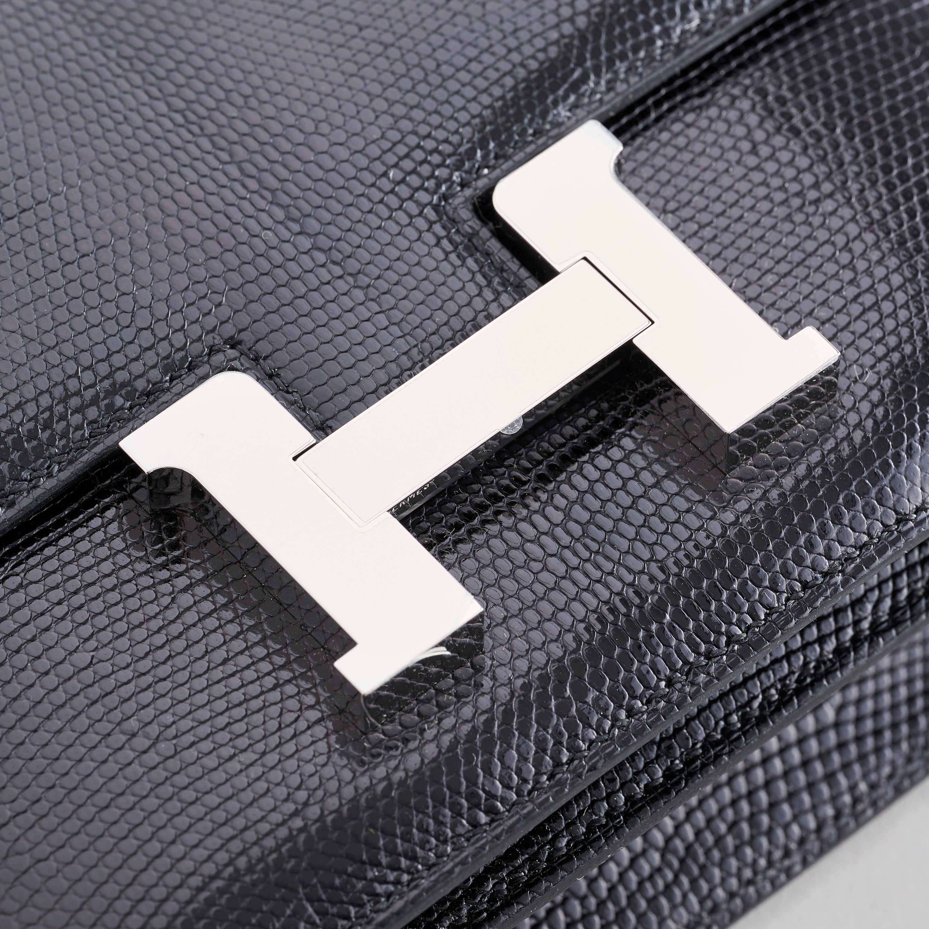 Hermès Constance 18 Lizard Black Palladium Shiny