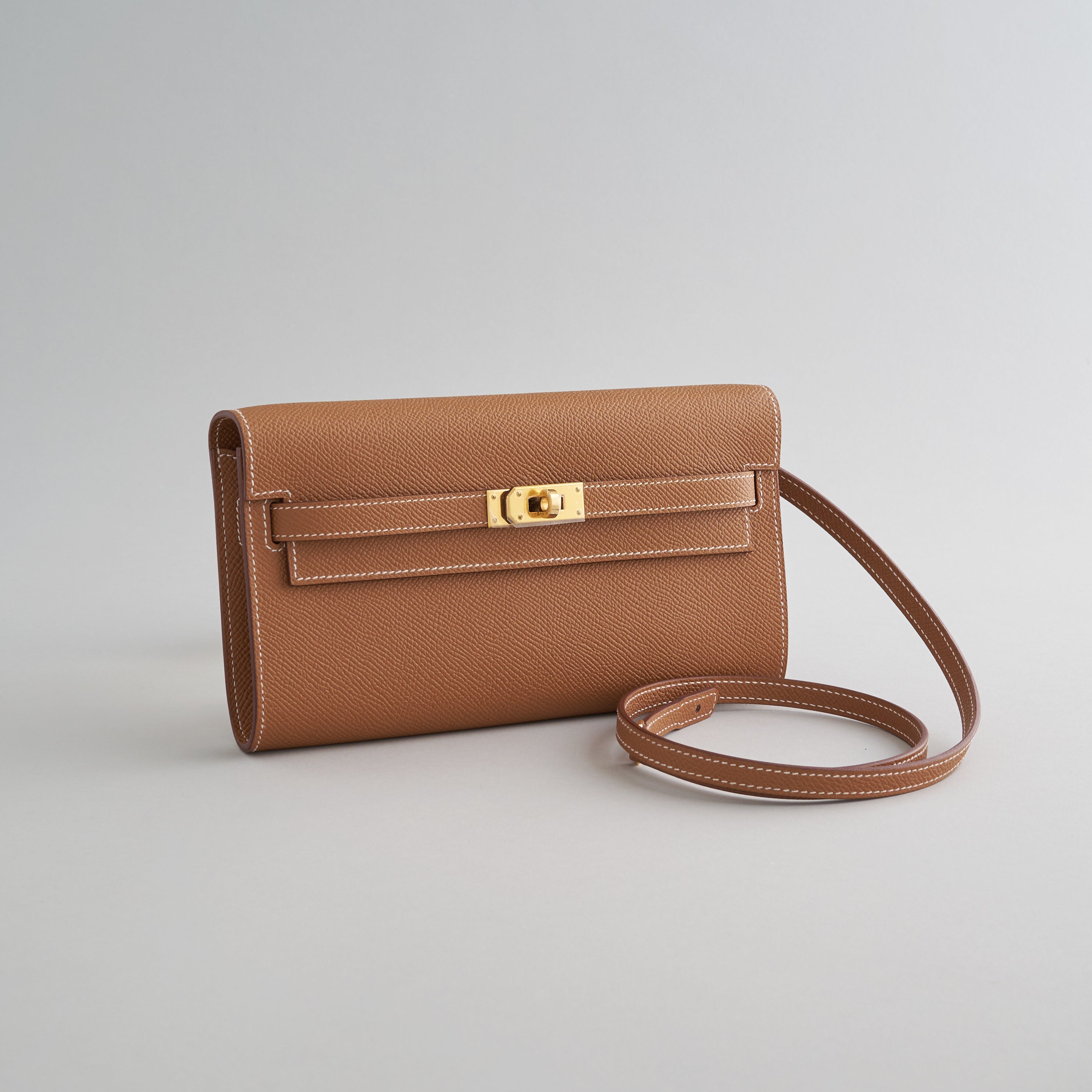 Hermès Kelly To Go Epsom Gold Gold Hardware