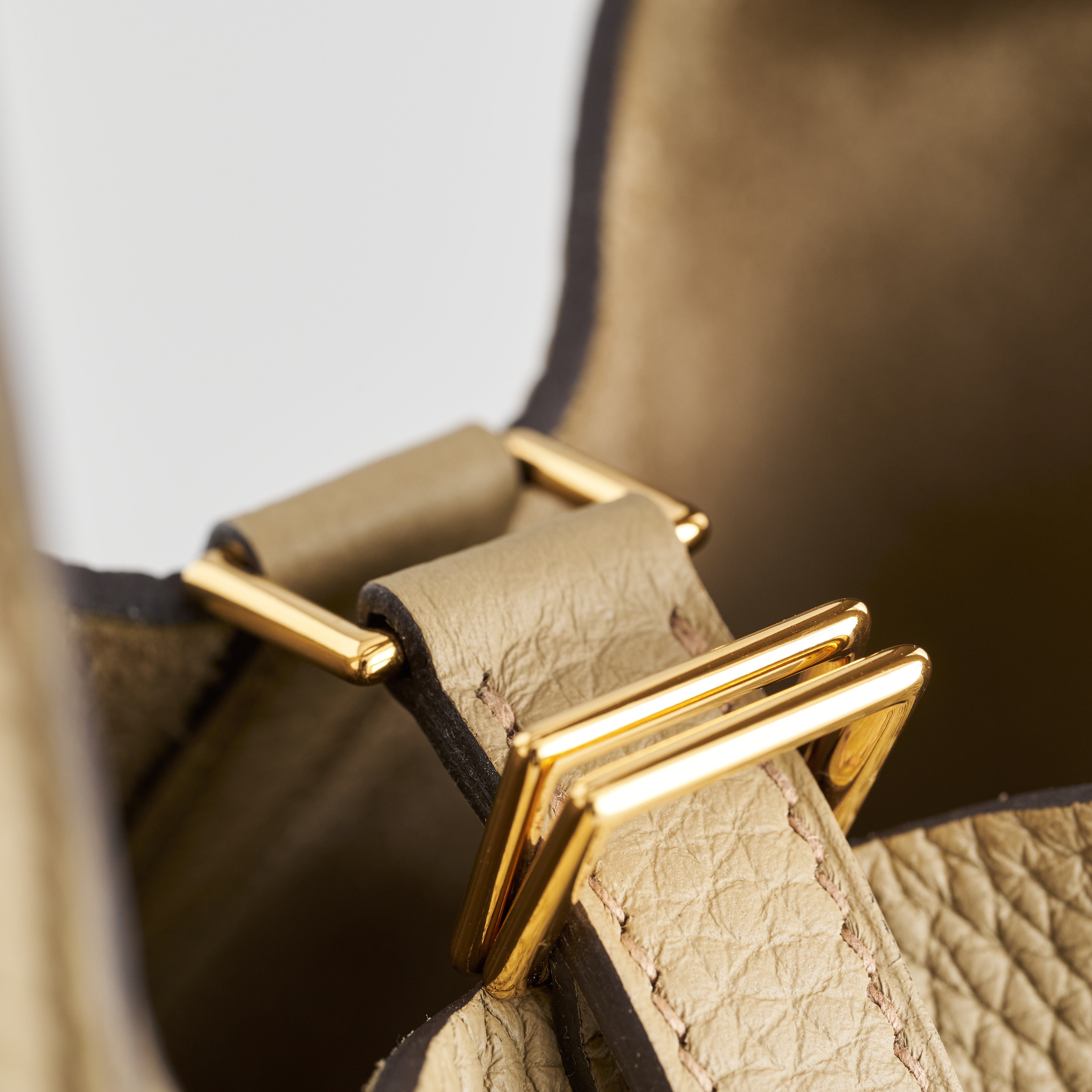 Hermès Picotin 18 Clemence Beige Marfa Gold Hardware