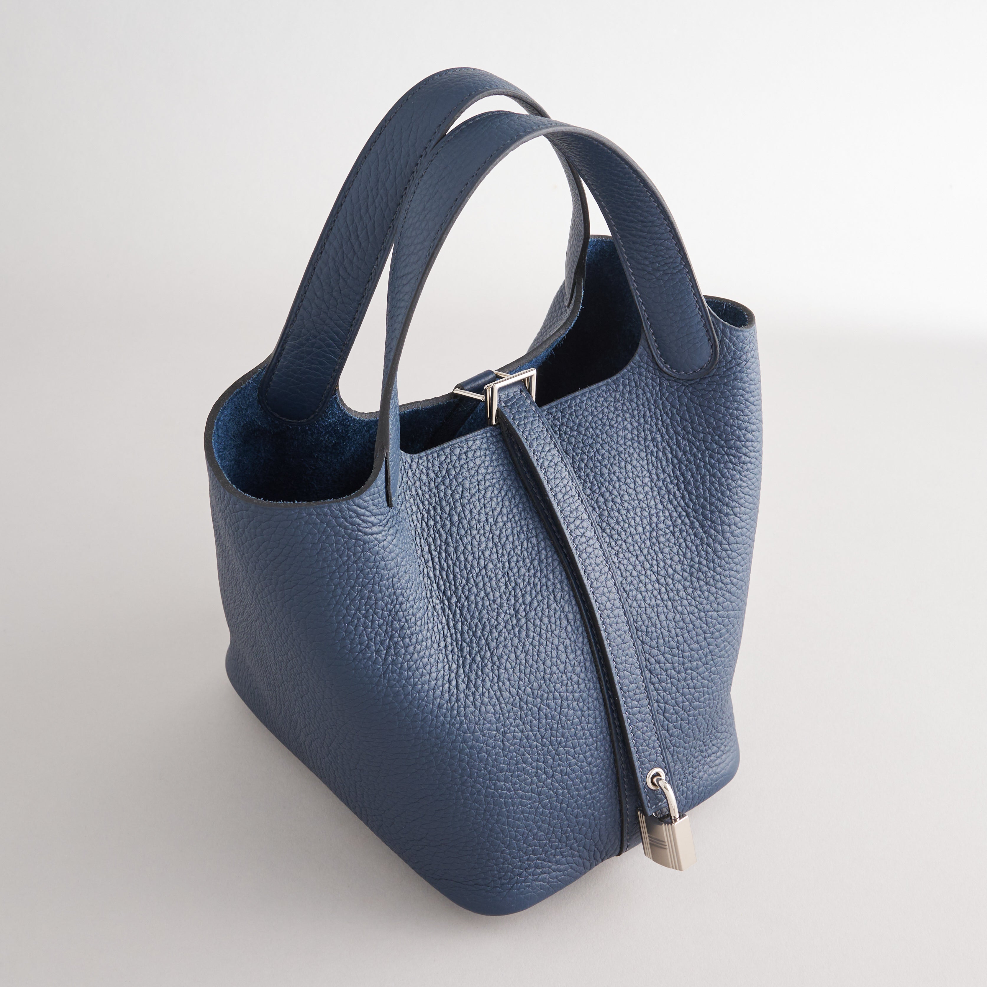 Hermès Picotin 18 Clemence Blue de Prusse Palladium Hardware