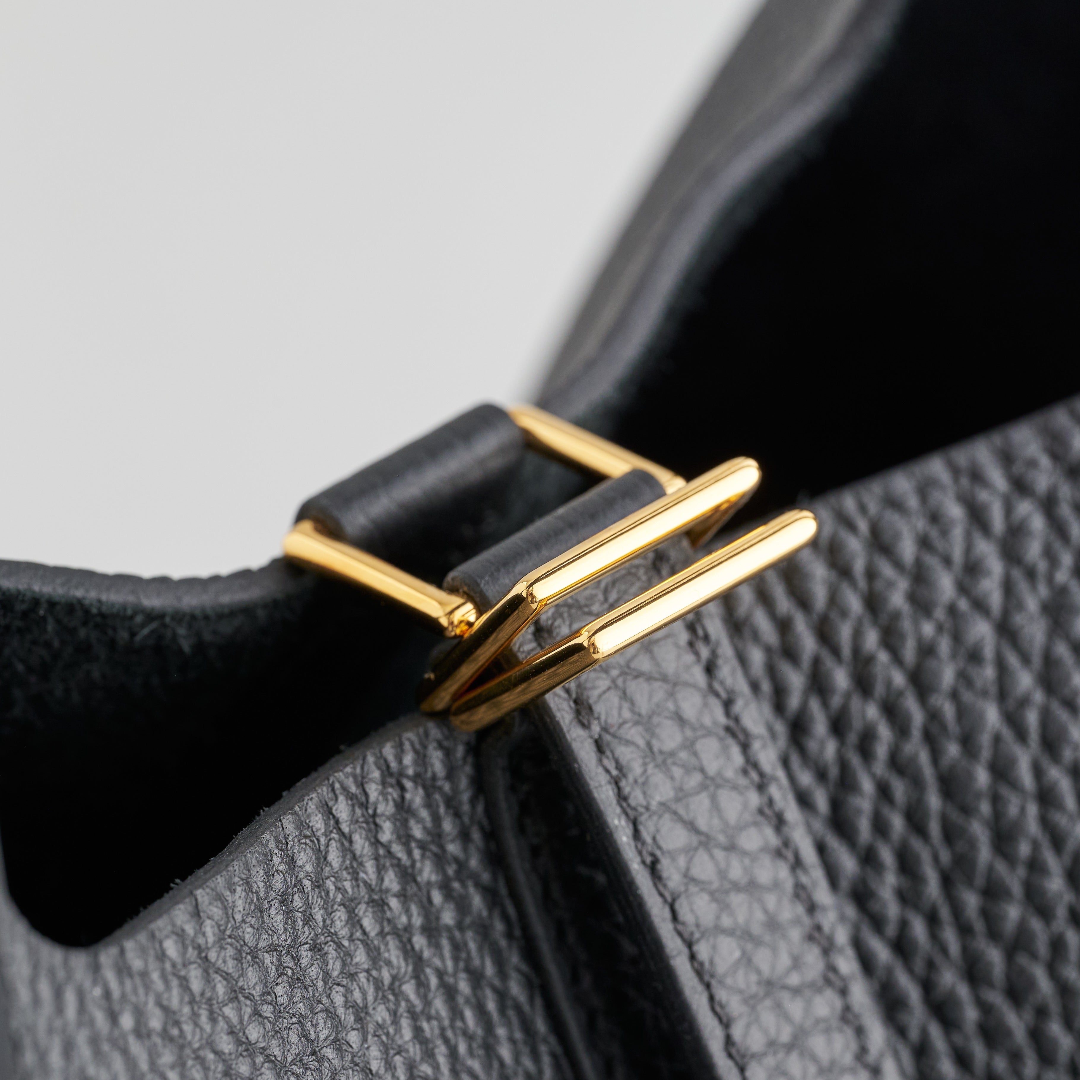 Hermès Picotin 18 Clemence Black Gold Hardware