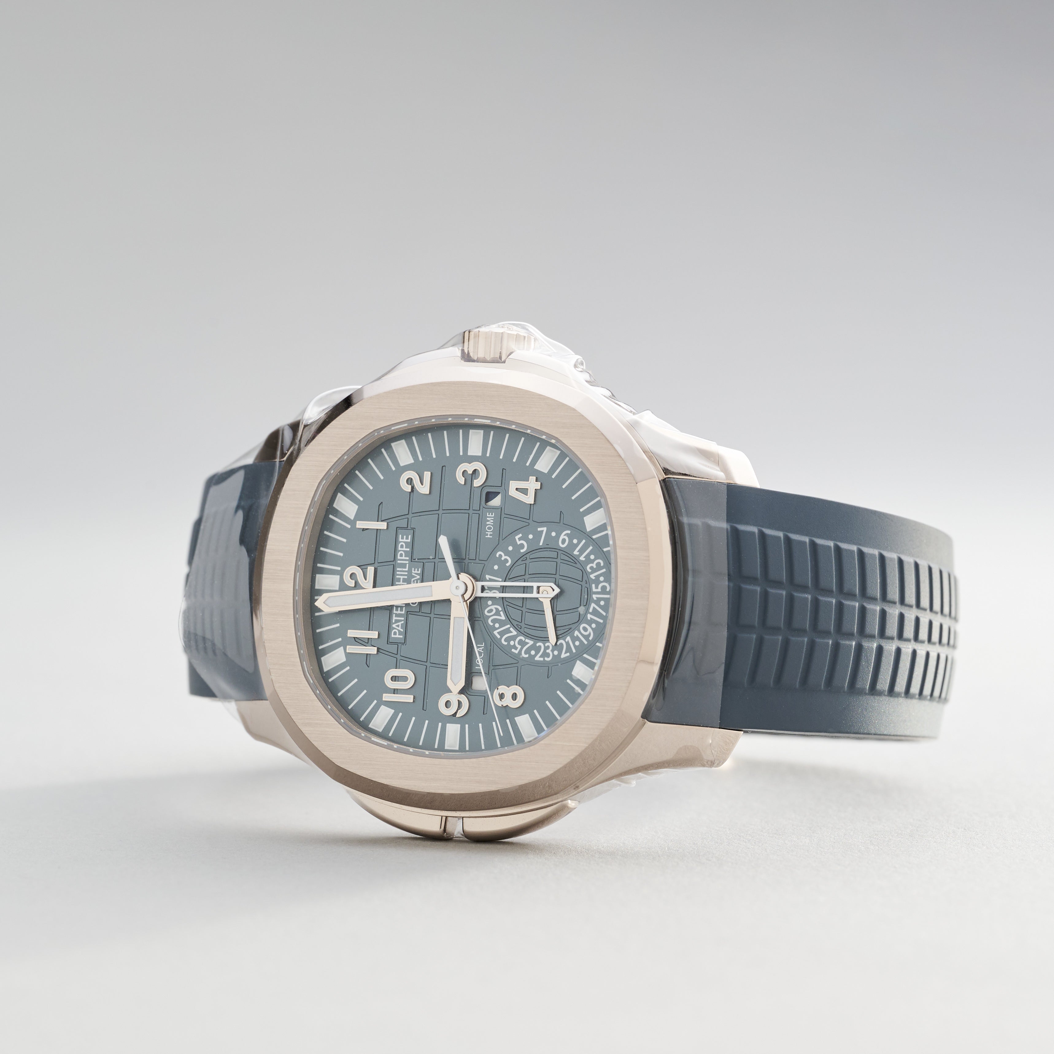 Patek Philippe Aquanaut 5164G-001 Opaline Blue Gray