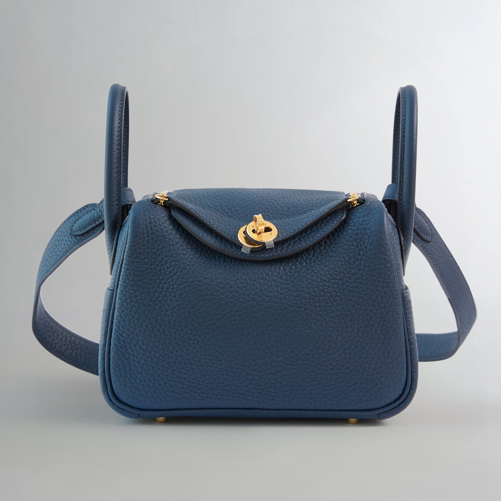 Hermès Lindy 20 Clemence Blue de Prusse Gold Hardware