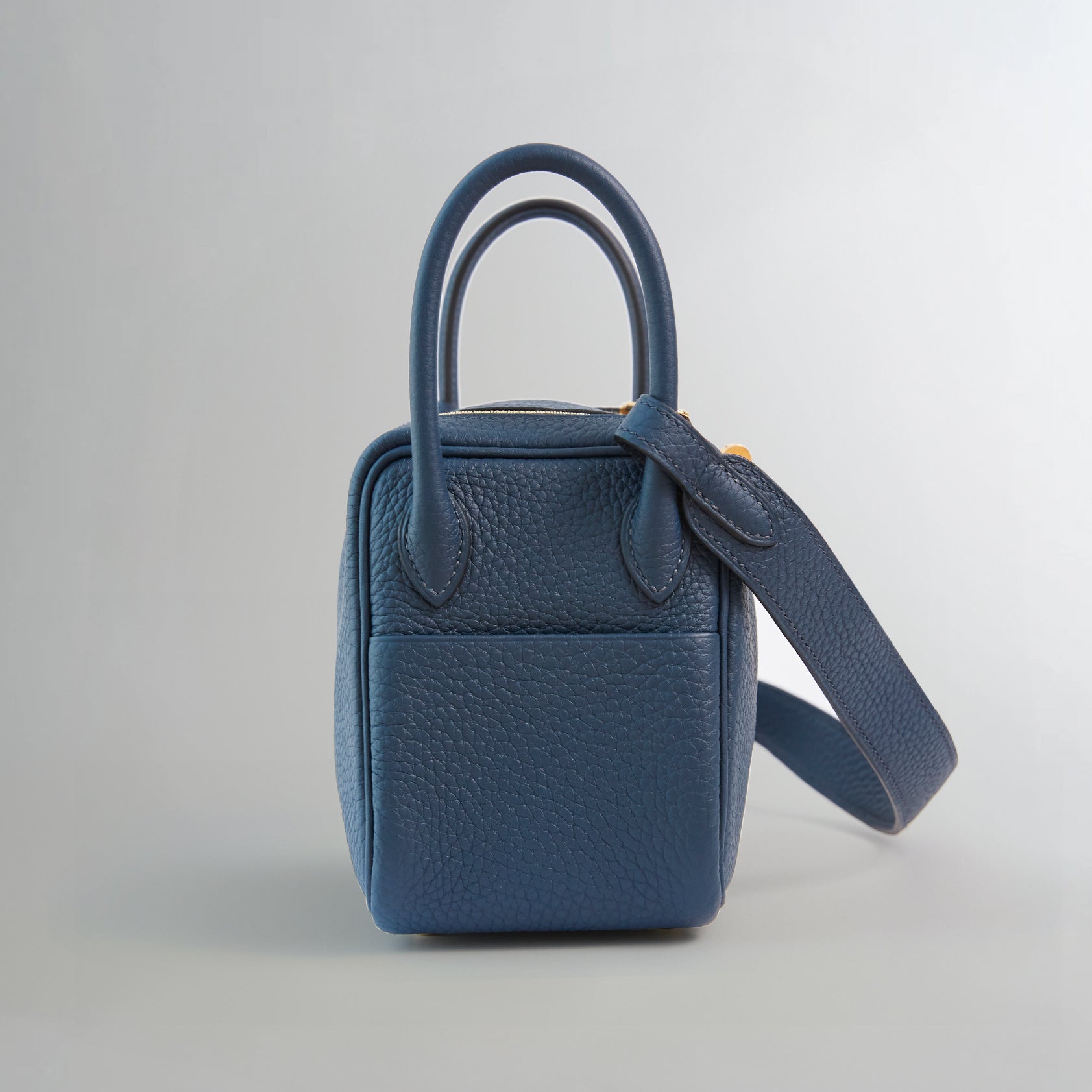 Hermès Lindy 20 Clemence Blue de Prusse Gold Hardware