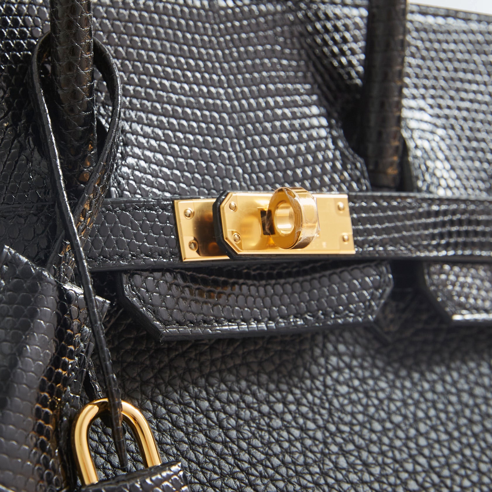 Hermès Birkin Touch 25 Lizard Black Gold Hardware