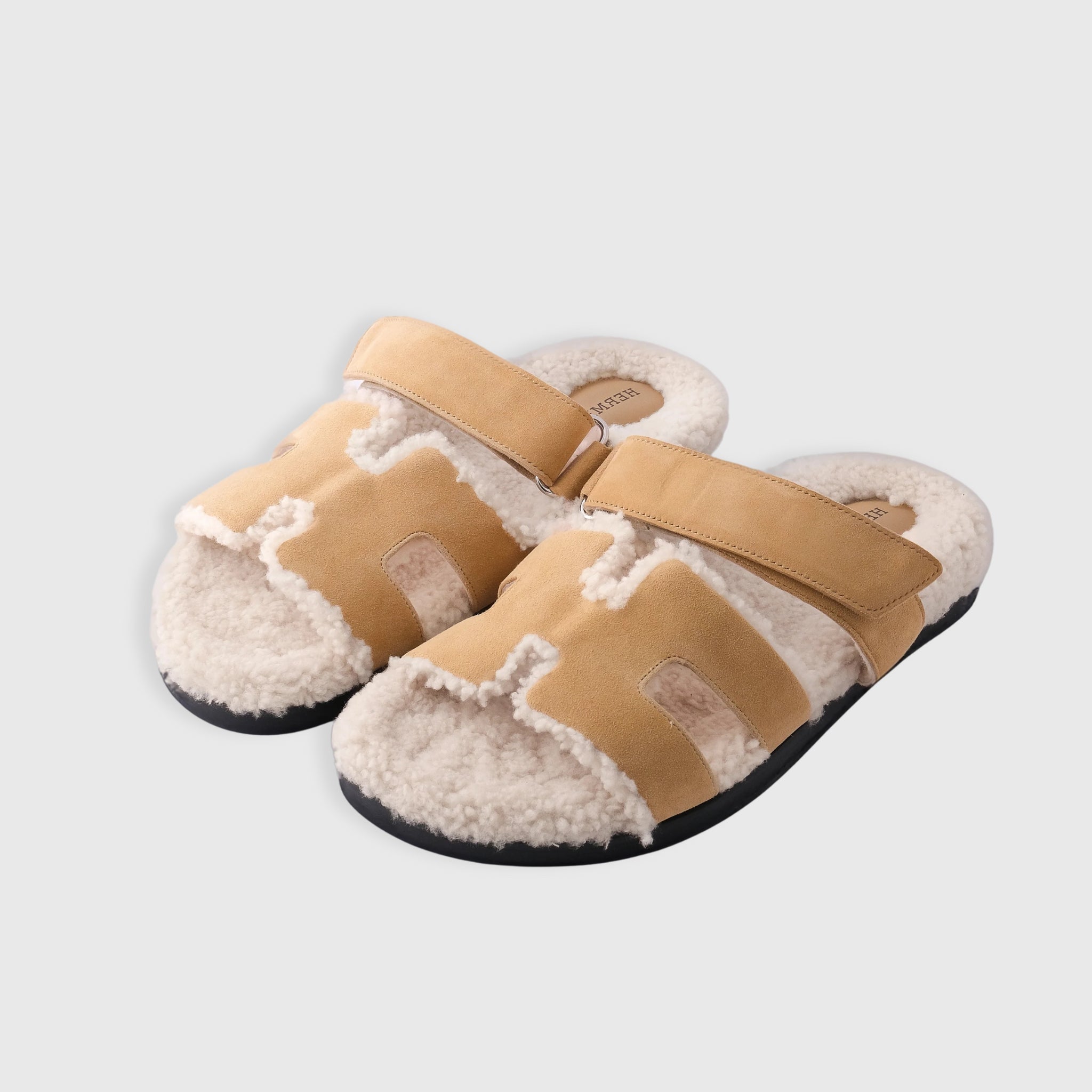 Hermès Chypre Sandals Suede, Shearling Beige Albatre/Ecru