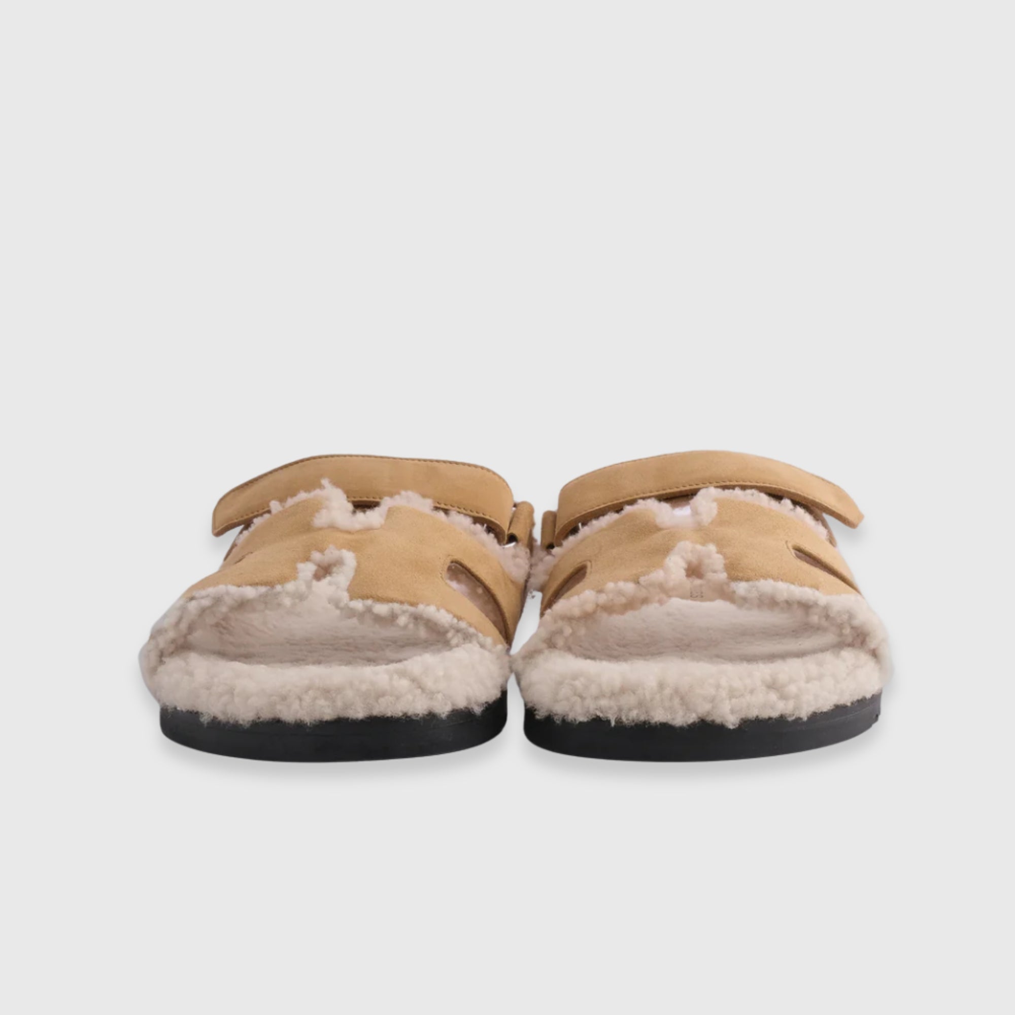 Hermès Chypre Sandals Suede, Shearling Beige Albatre/Ecru